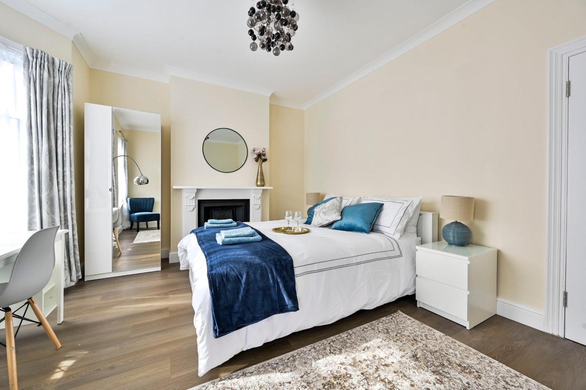 A Two Bedroom A Stride Away From Meridian Greenwich London Exterior photo